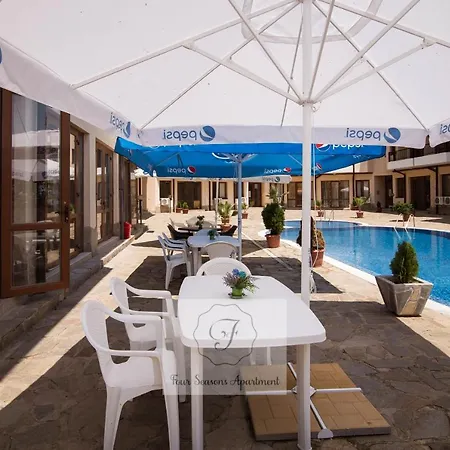 Bohotide By The Sea Apartament Bliznaţi